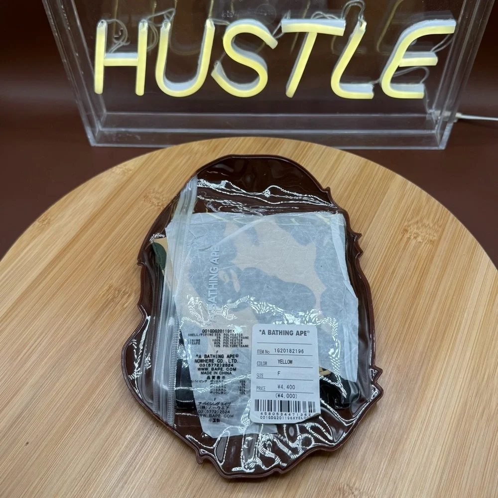 BAPE FULL 1ST CAMO MASK BRAND NEW